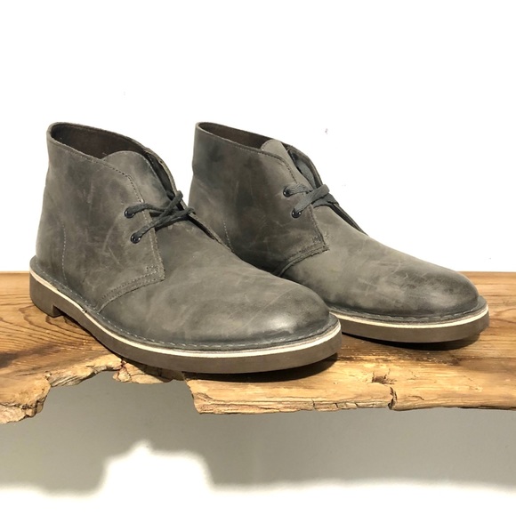clarks mens grey boots